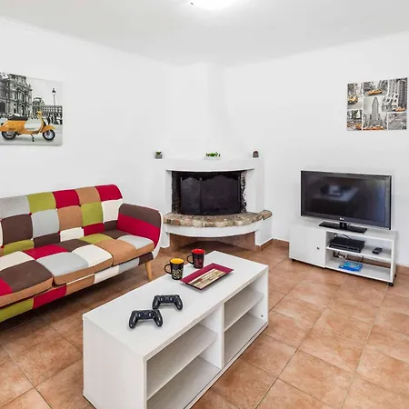 Secret Paradise Gardeládes