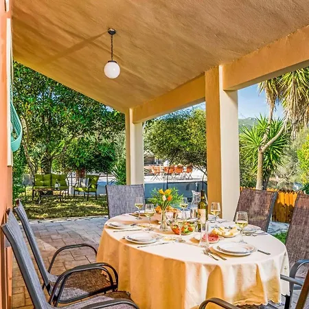 Vilă Secret Paradise Gardeládes